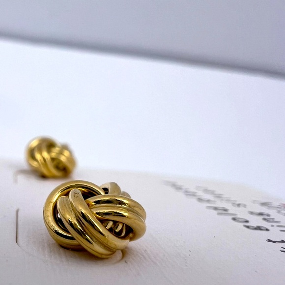 MÍA FIORE, KNOTT STUD EARRINGS, STERLING SILVER & 18KT GOLD PLAYED EARRINGS - Picture 4 of 14